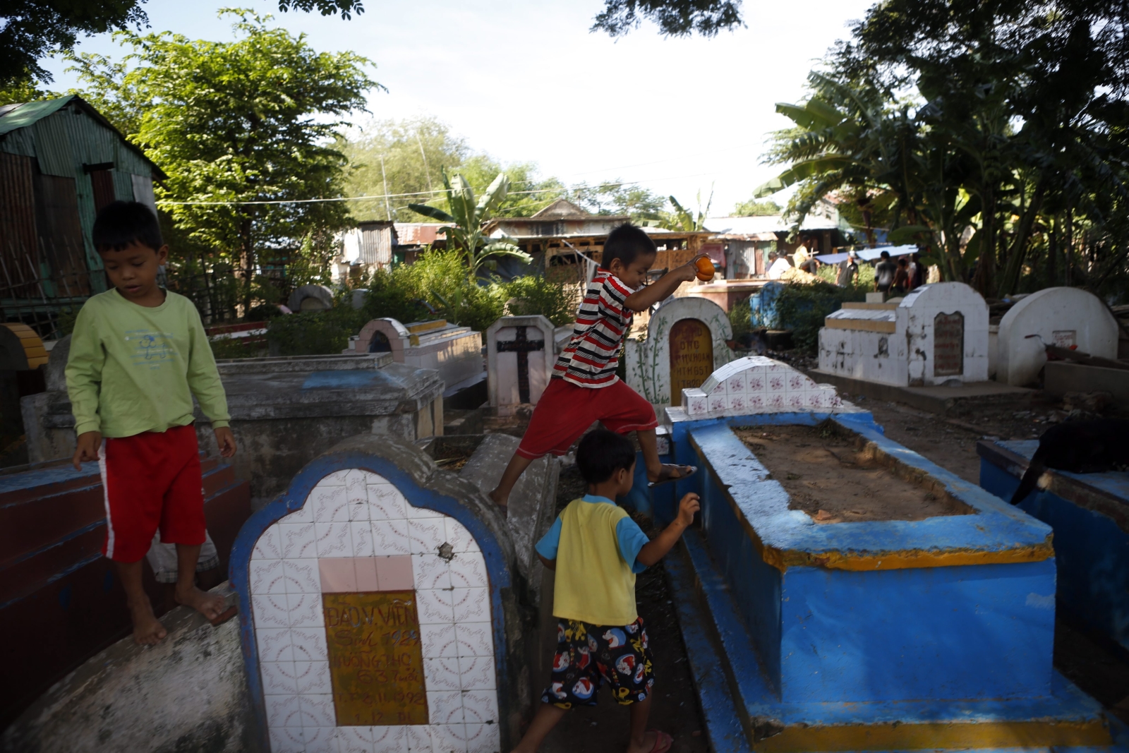 Osiedle na cmentarzu w Phnom Penh