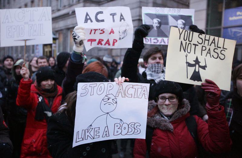 Demonstracja przeciw ACTA 3