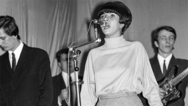 Hová tűnt az első Táncdalfesztivál nyertese, Toldy Mária? 85 évesen is tanárként dolgozik