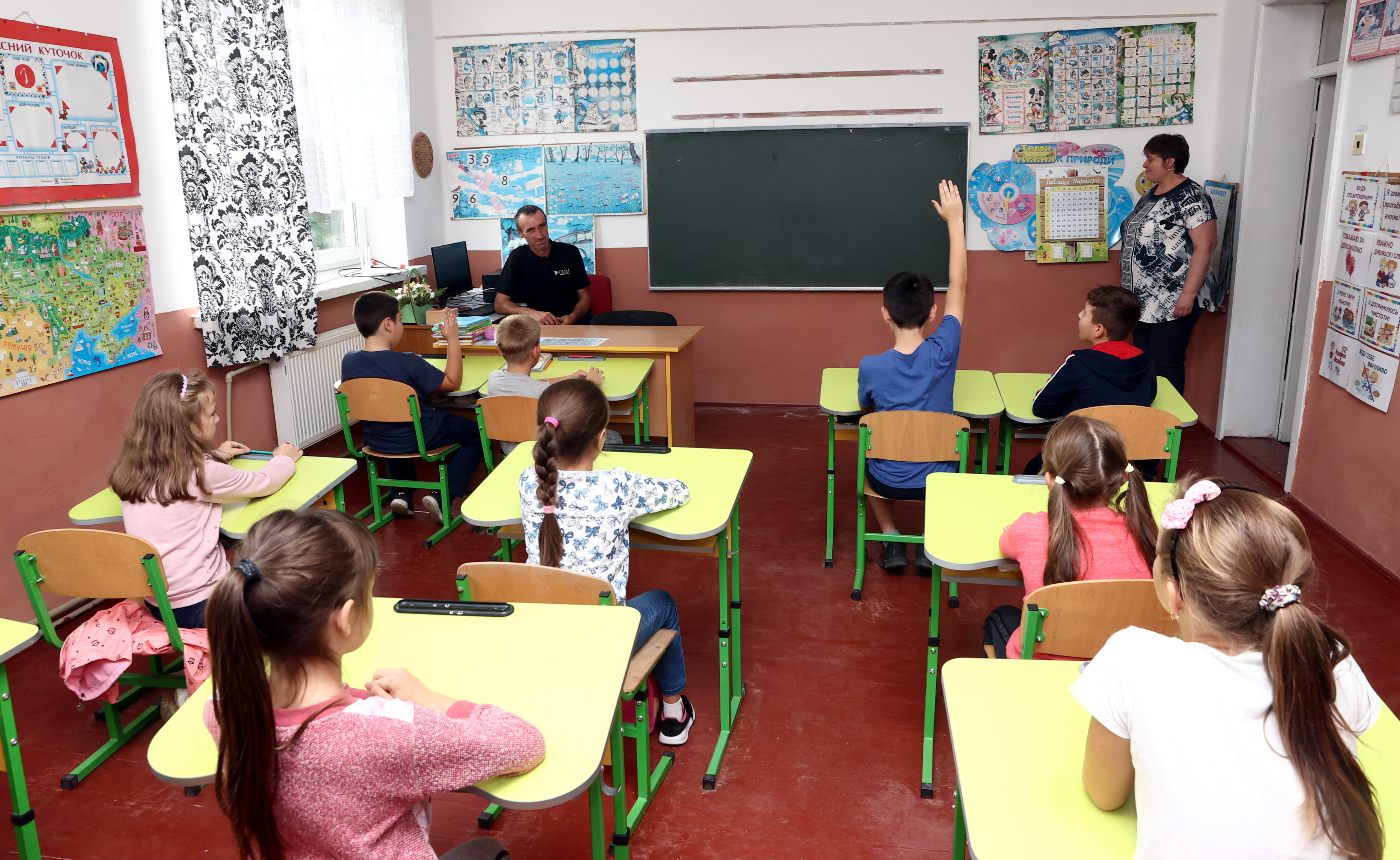 Pintér Sándor nem elégedett: gyökeres változásokat tervez az oktatási rendszerben
