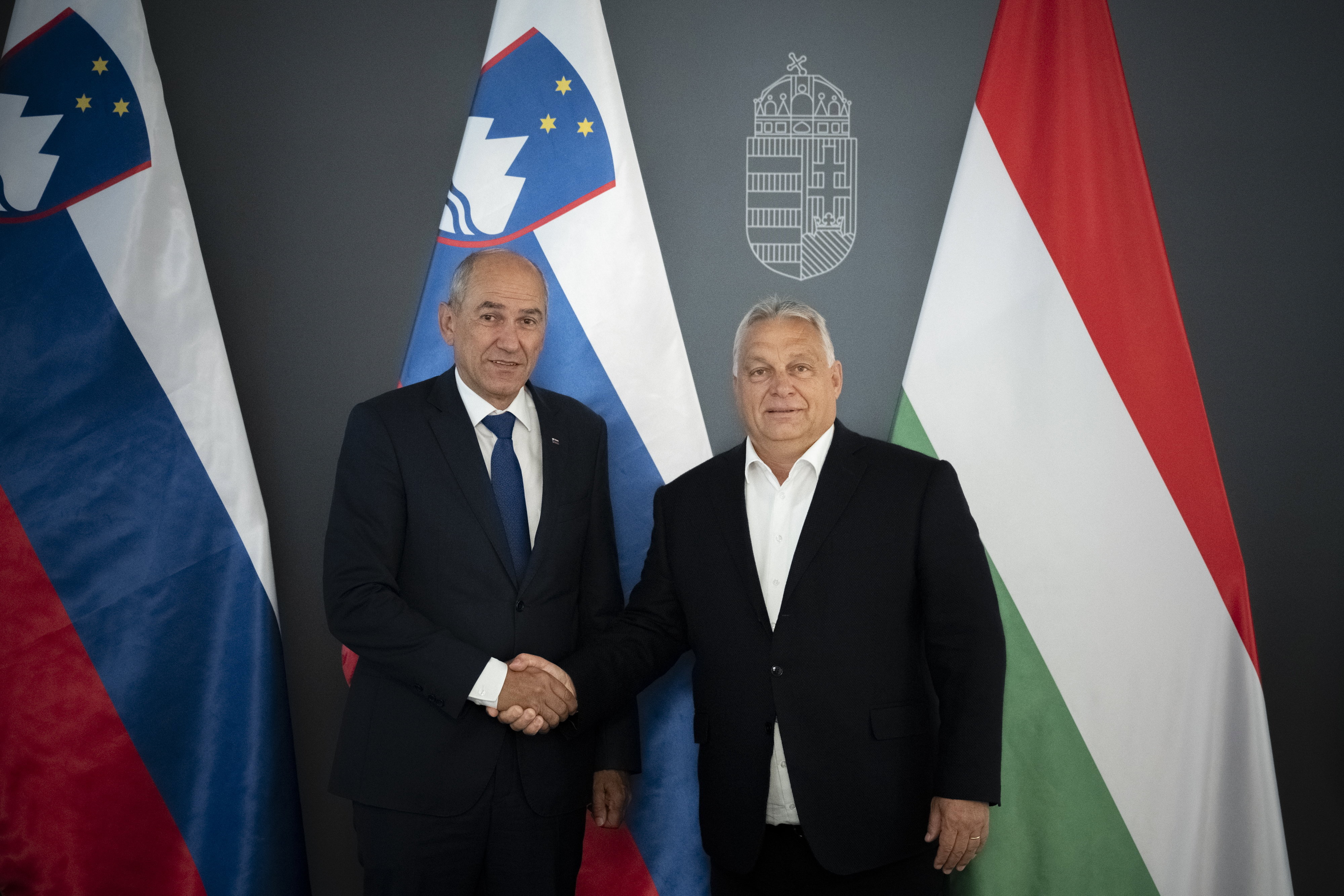 Orbán Viktor beindította a diplomáciai nagyüzemet