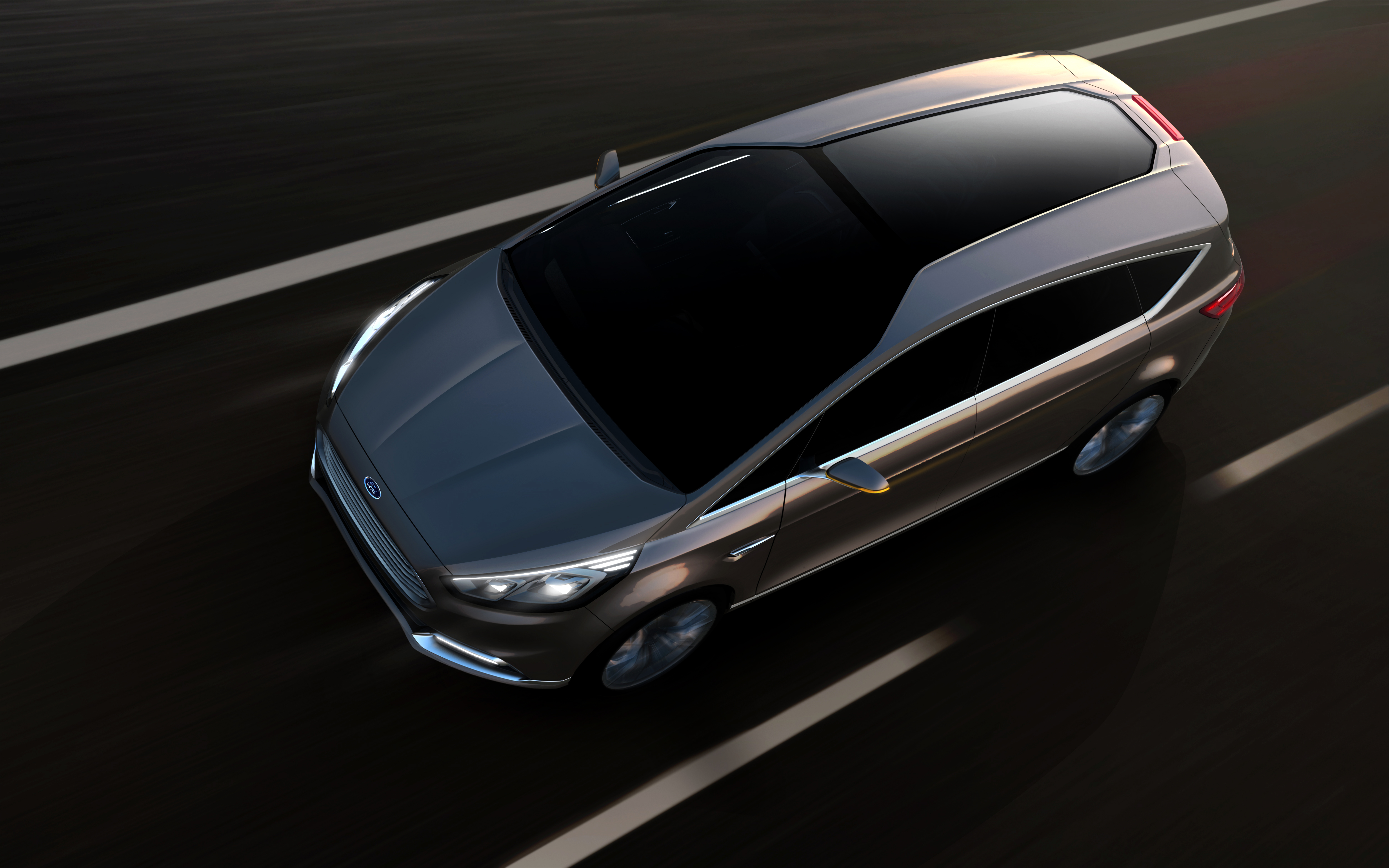 Ford s-max concept pod maską kryje nowy turbobenzynowy silnik 1.5 EcoBoost. Producent nie ujawnia mocy jednostki. Także inne osiągi trzyma w tajemnicy. Więcej wiadomo na temat wyposażenia, którym został nafaszerowany ford s-max concept.