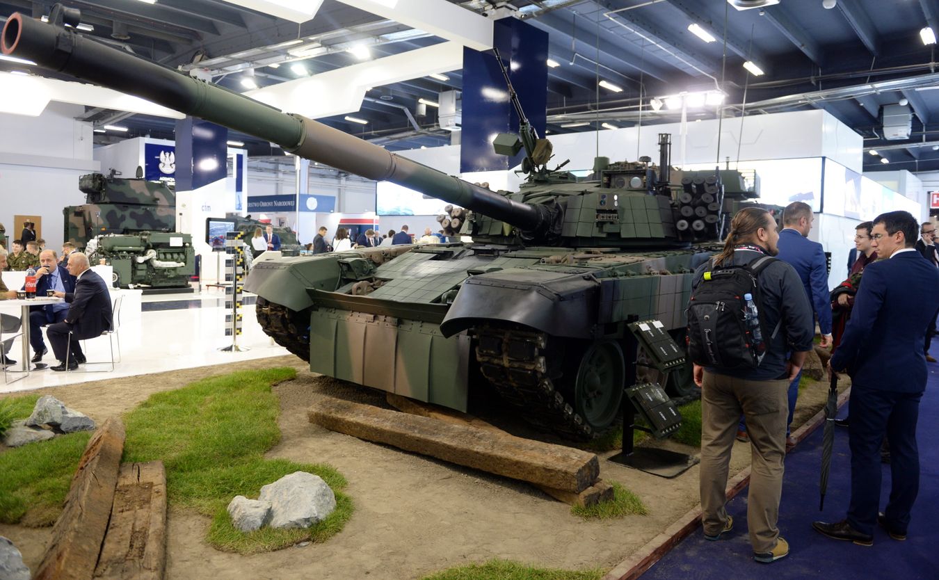 Czołg PT-91M2 zaprezentowany podczas XXV Międzynarodowego Salonu Przemysłu Obronnego