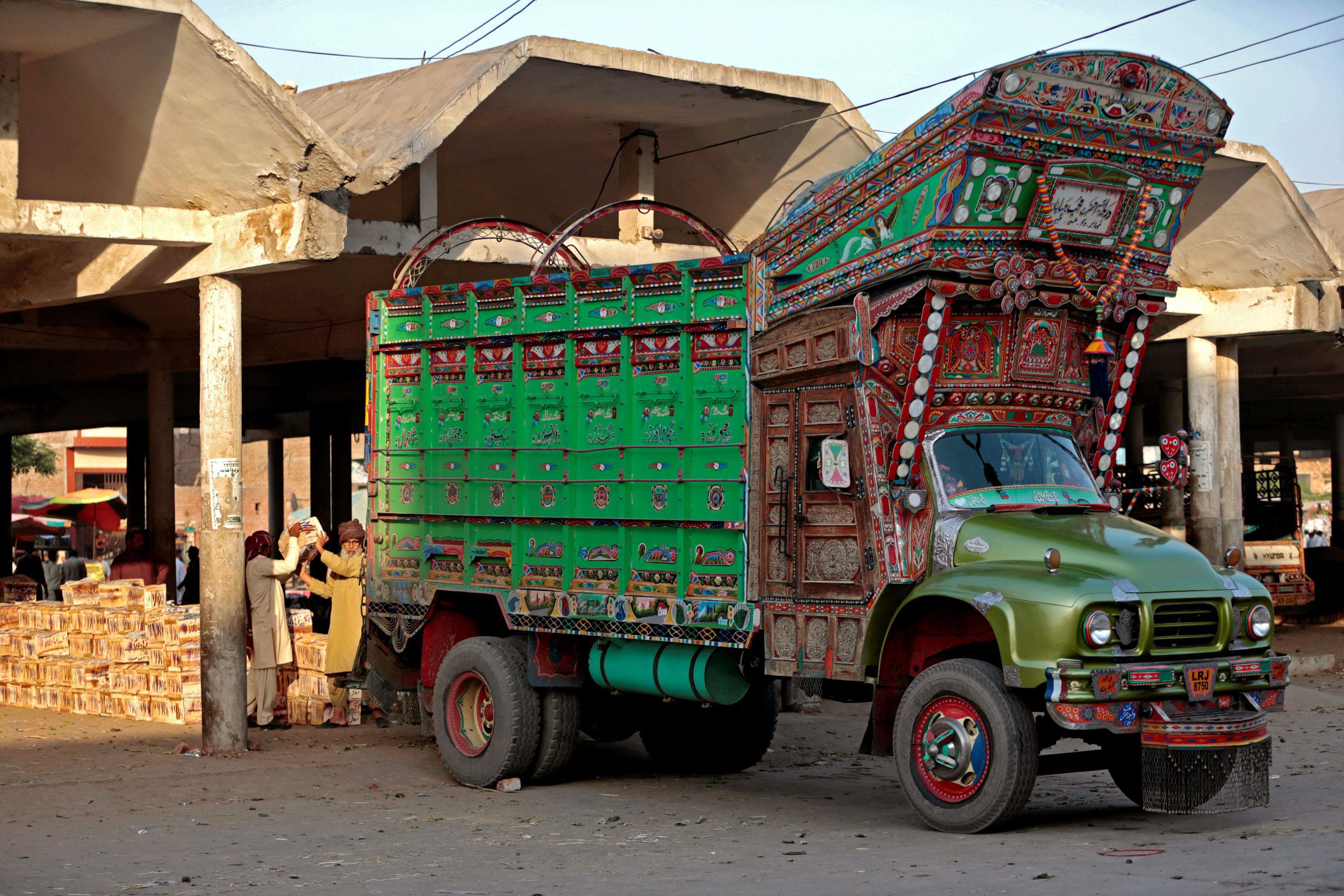 The Wider Image: Keep on trucking: Art on the move in Pakistan