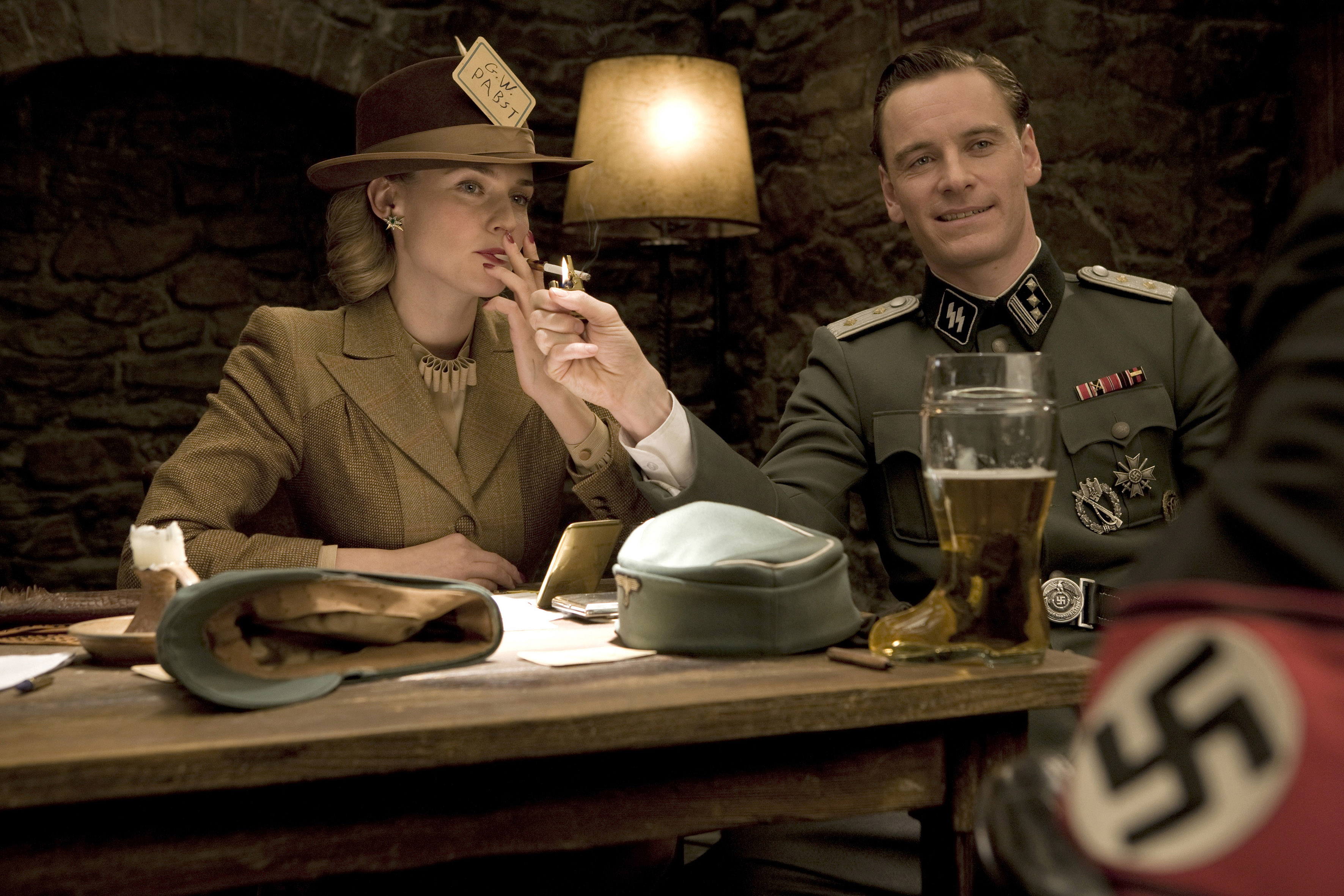 „Bękarty wojny”, reż. Quentin Tarantino. Od lewej: Diane Kruger i Michael Fassbender