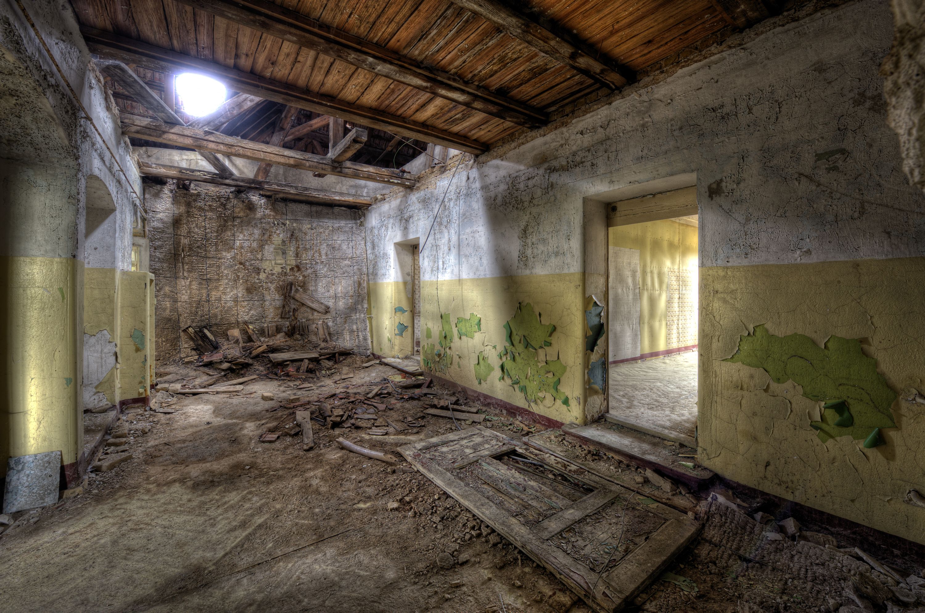 Opuszczony szpital Beelitz-Heilstätten. TUTAJ LECZYŁ SIĘ ADOLF HITLER