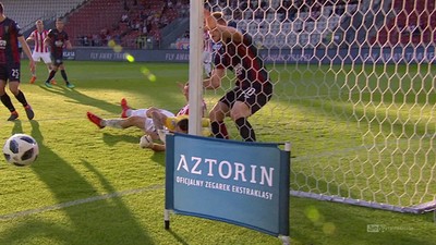 Cracovia - Pogoń (1:2): Obiecująca końcówka sezonu Bursztyna. 20-latek imponującą obroną pokazał skalę swych umiejętności