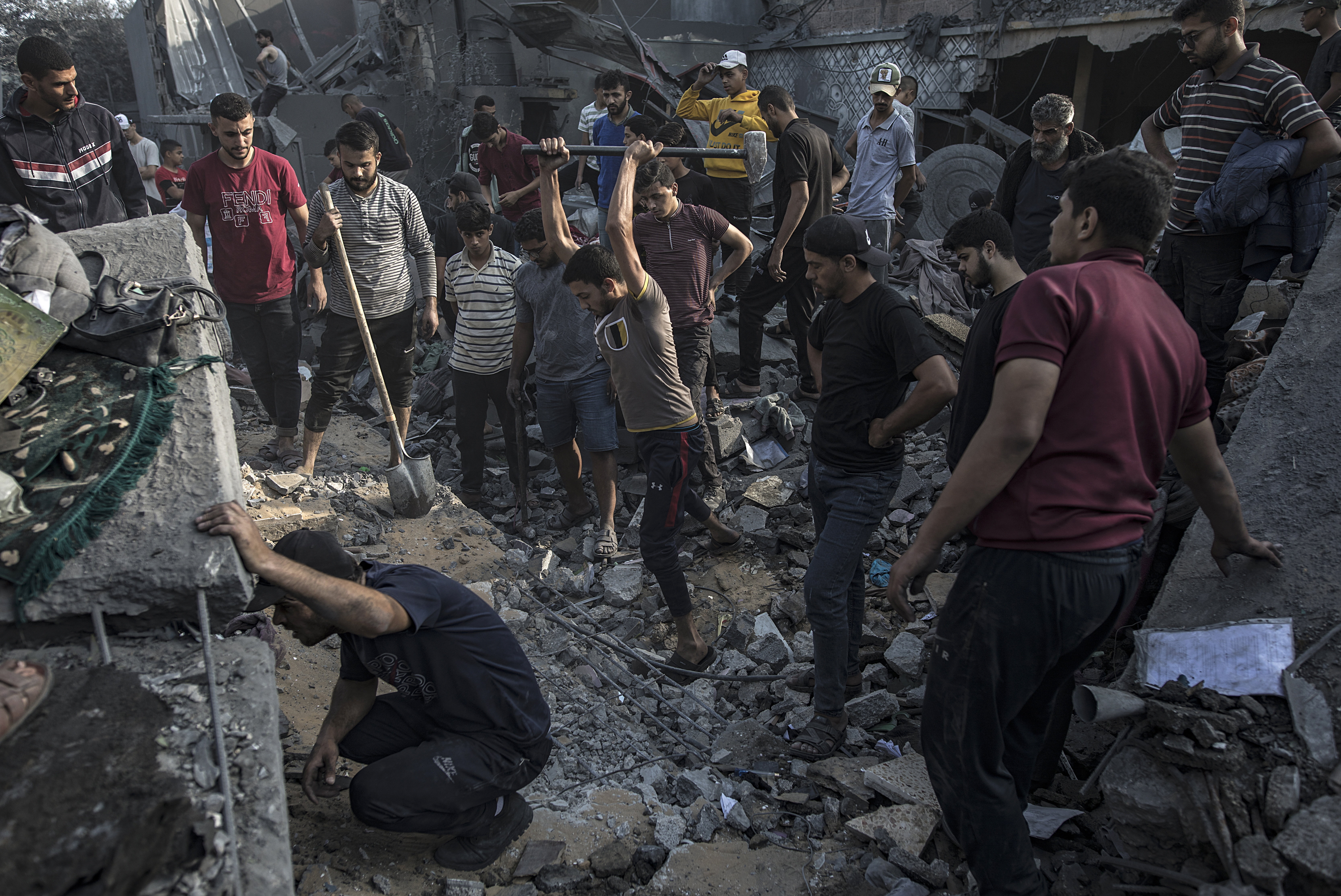 Magyarország segítséget nyújt a harcok borzalmai elől elmenekült gázaiaknak