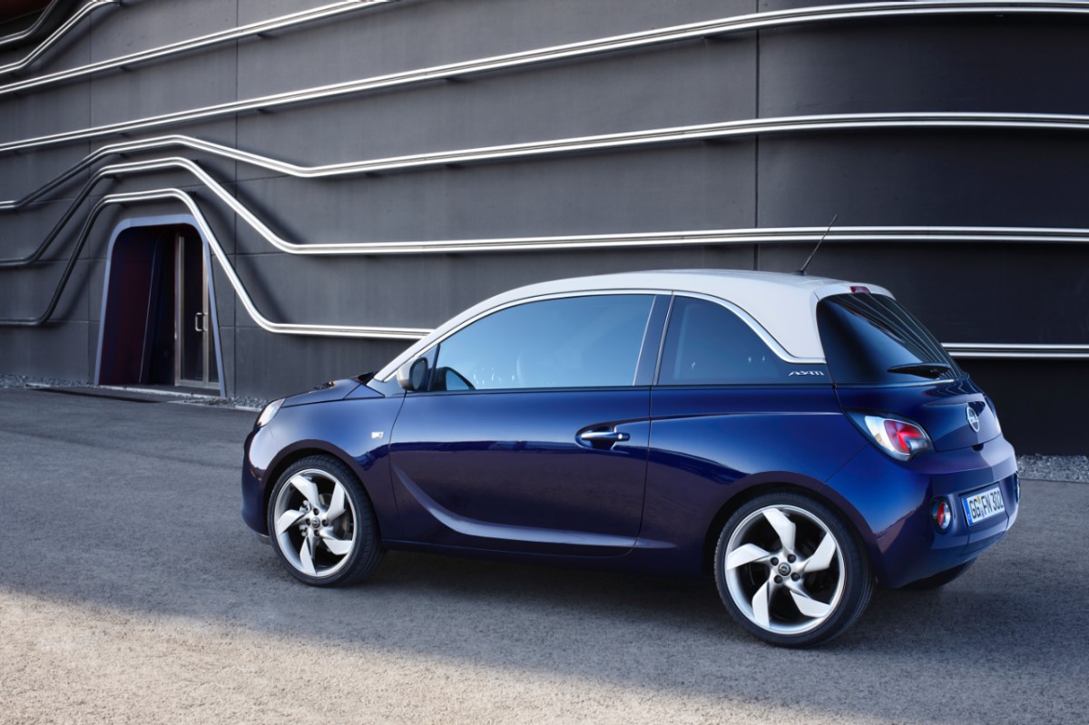 Opel adam
