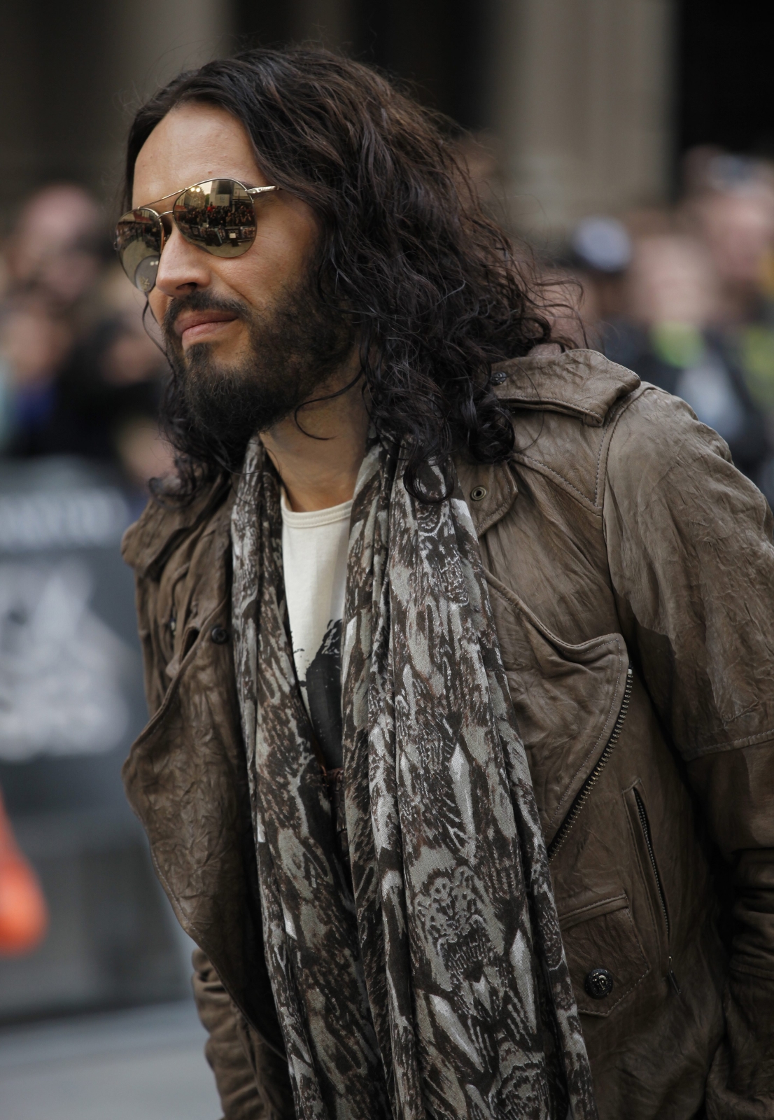 Russel Brand na premierze