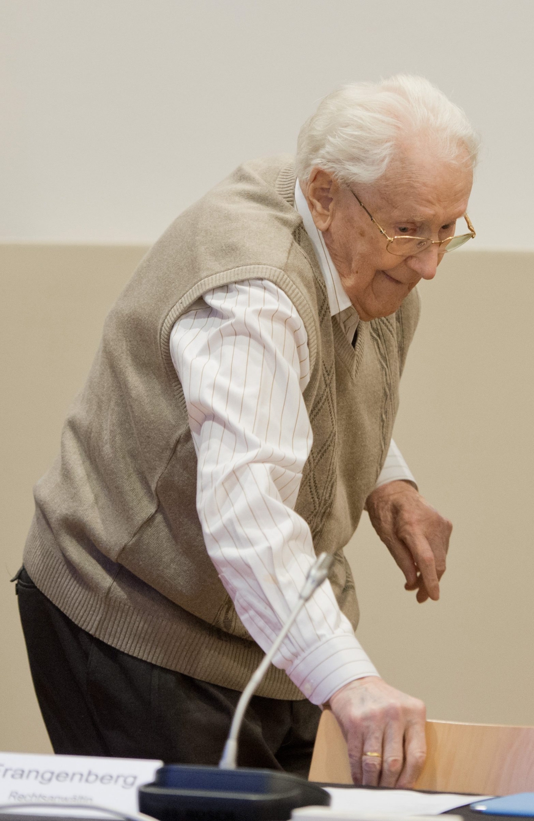 OSKAR GROENING. SS-MAN Z AUSCHWITZ PRZED SĄDEM