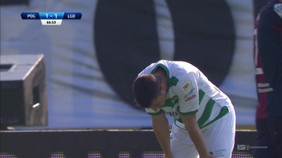 Pogoń - Lechia (1:1): Oliveira marnuje kapitalną okazję! Przed Szwajcarem był tylko Bursztyn i 20-latek zdołał zatrzymać strzał rywala