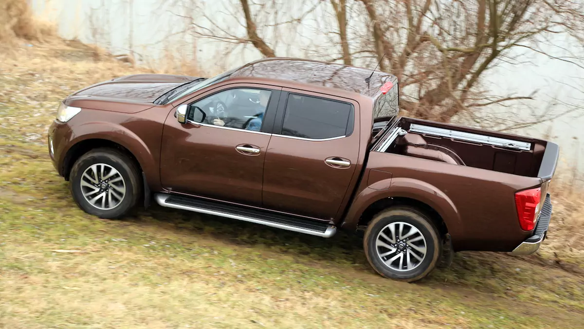 Nissan Navara 2.3 dCi 160 N-Connecta