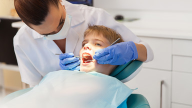 Od września w każdej szkole będzie dentysta?