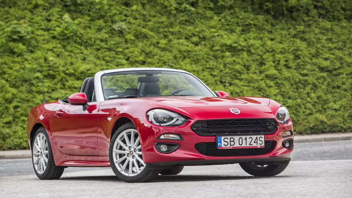 Fiat 124 Spider - fun car retro