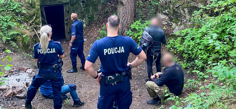 Nielegalnie eksplorowali bunkry. Skończyło się interwencją policji