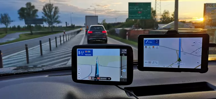 Tablet czy tradycyjna nawigacja? Navitel kontra TomTom