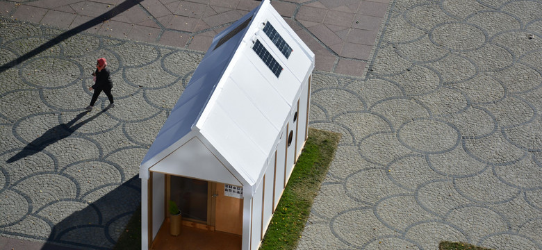 Dom z papieru kosztuje ok. 25 tys. złotych. Będzie alternatywą dla tradycyjnego budownictwa?