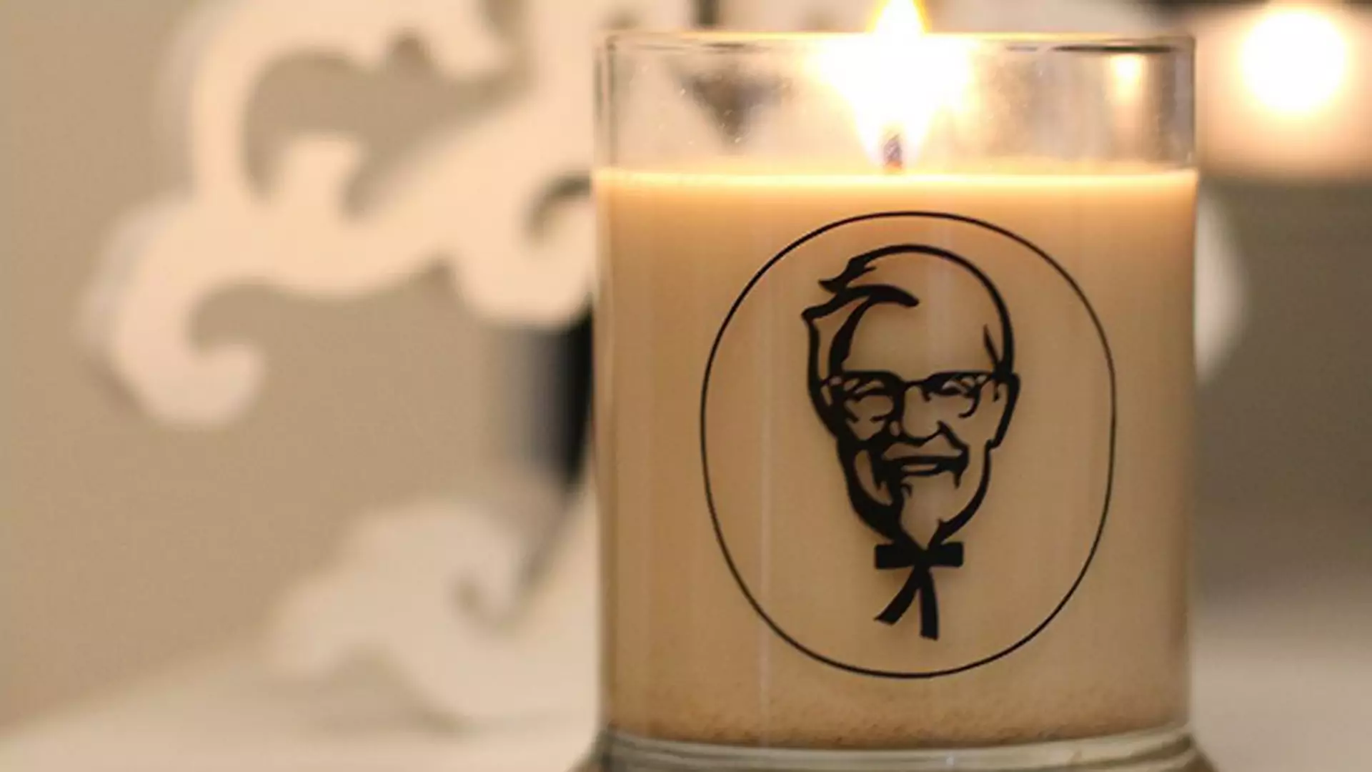 Świeczka o zapachu KFC uchroni cię przed zbędnymi kilogramami