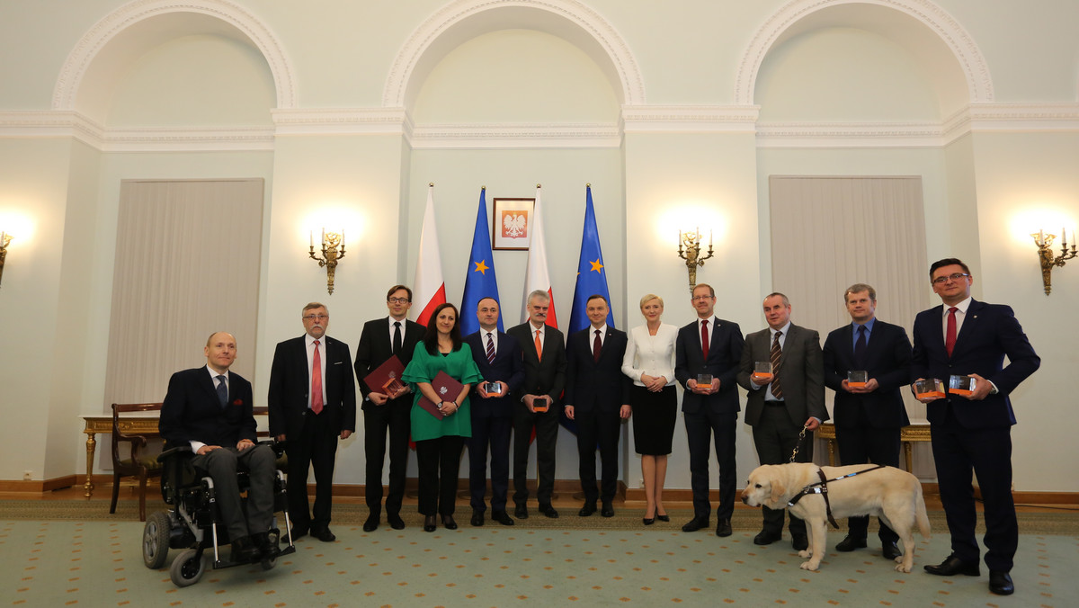 Dzisiaj w Pałacu Prezydenckim wręczone zostały nagrody w 2. Konkursie Architektoniczno-Urbanistycznym "Lider Dostępności".