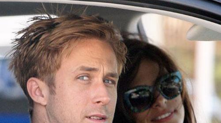Ryan Gosling elsírta magát kislánya születésénél