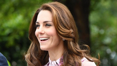 Księżna Kate z rodziną na obchodach Światowego Dnia Zdrowia Psychicznego. Jej kreacja budzi mieszane uczucia