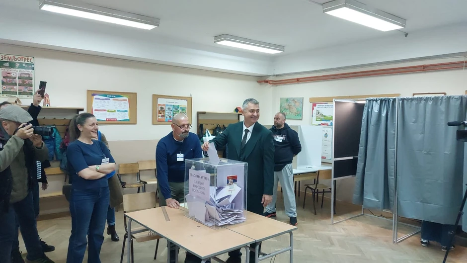 Ilija Srdanović na glasanju