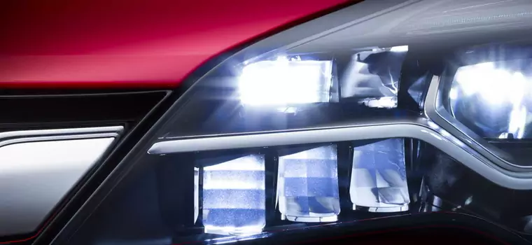 Nowy Opel Astra z ledowymi światłami IntelliLux