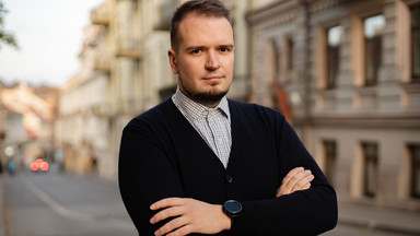 Aleksander Łukaszenko grozi wojną. Białoruski ekspert: kiedy blefujesz, musisz stale podnosić temperaturę [WYWIAD]