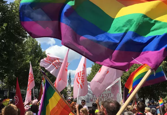 Warszawa oficjalnie przyjazna LGBT+. Prezydent dziś podpisze deklarację