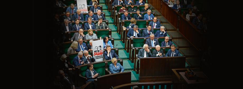 Czy rosnące napięcie polityczne pogrzebie nadzieje pokładane w nowym rządzie? Inwestorzy takiego scenariusza nie kupują.