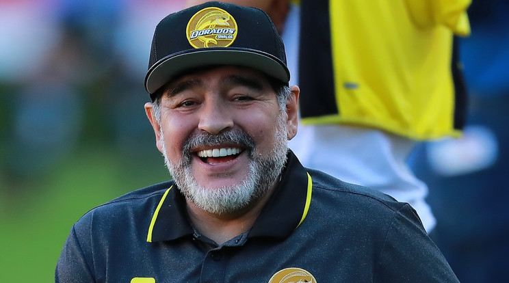 Diego Maradona örül az újabb
három gyermek
„feltűnésének” /Fotó: Getty Images