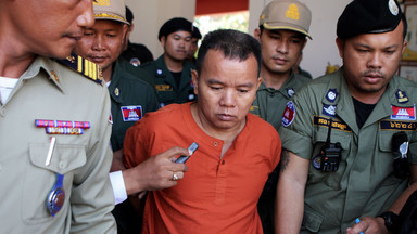 Kambodża: 25 lat więzienia dla lekarza za zakażenie wirusem HIV wioski
