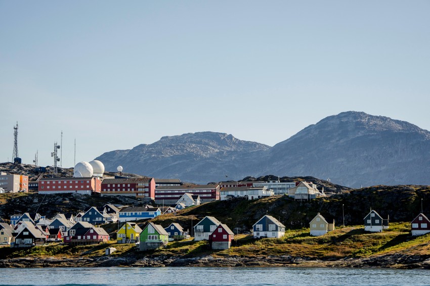 Nuk, Grenland