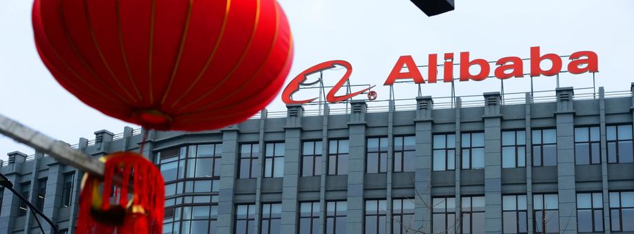 Pekin rozpoczął kampanię przeciw Big Techom w listopadzie 2020 roku. Władze wstrzymały wówczas wejście na giełdę Ant Group, finansowego ramienia Alibaby