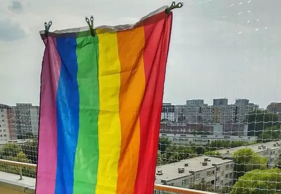 "Wywieś flagę, daj odwagę" - akcja wsparcia społeczności LGBT+
