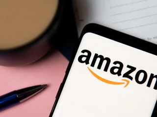 Klienci Amazona w Polsce doczekali się w końcu rodzimej odsłony najsłynniejszego serwisu sprzedażowego na świecie. Jak rynek i branża e-commerce zareagują na obecność nad Wisłą globalnego giganta, jakim jest Amazon?