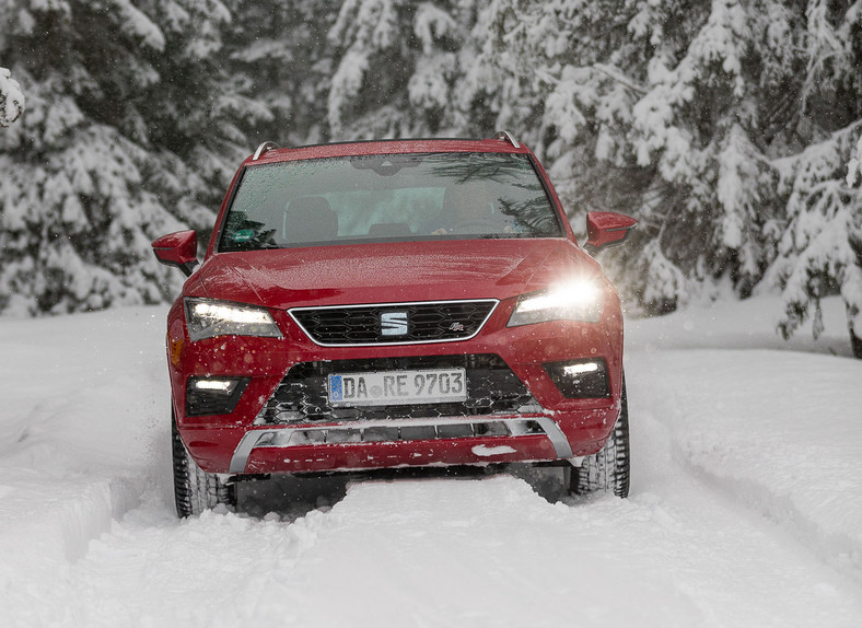 Trzysta koni na śniegu - Seaty z napędem 4Drive