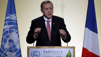 Erdogan: Turcja nie handluje ropą i gazem z Państwem Islamskim