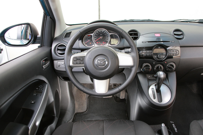Mazda 2 - lata produkcji 2007-14, cena od 16 000 zł