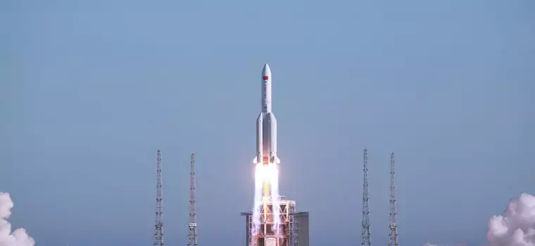 Chiny wystrzeliły nową rakietę Long March 5B z eksperymentalnym statkiem