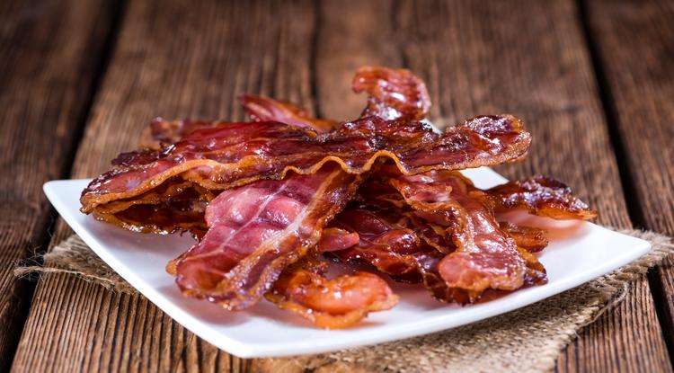 Mennyei a robogósra sült bacon Fotó: Getty Images