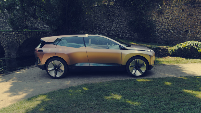 BMW Vision iNext