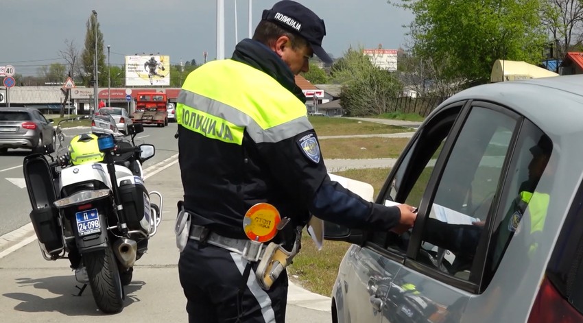 Kazne za fizička lica od 10 do 20 hiljada dinara, za pravna 800 hiljada dinara.