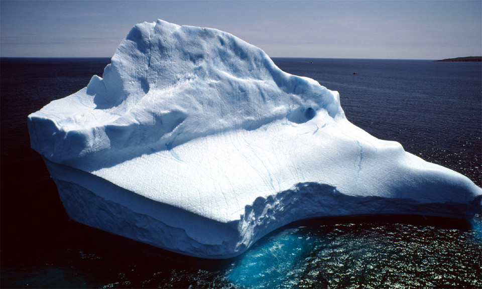Góry lodowe - fascynujące i niebezpieczne