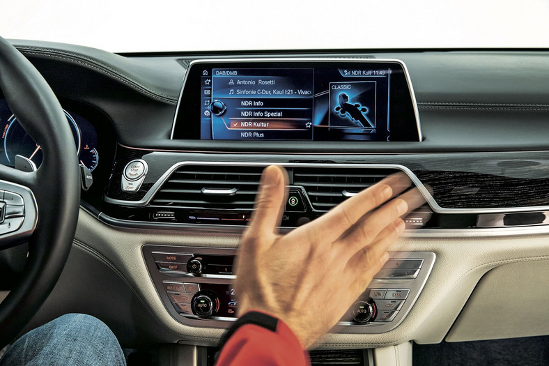 Sterowanie gestami – BMW i VW