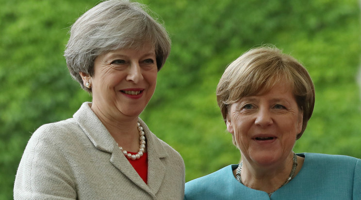 Theresa May(balra) már a tárgyalások legelején bekeményített/Fotó:GettyImages