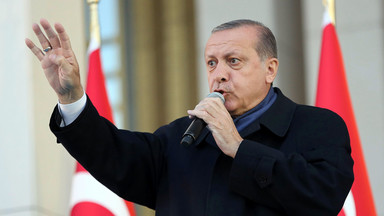 Erdogan do międzynarodowych obserwatorów referendum: znajcie swoje miejsce
