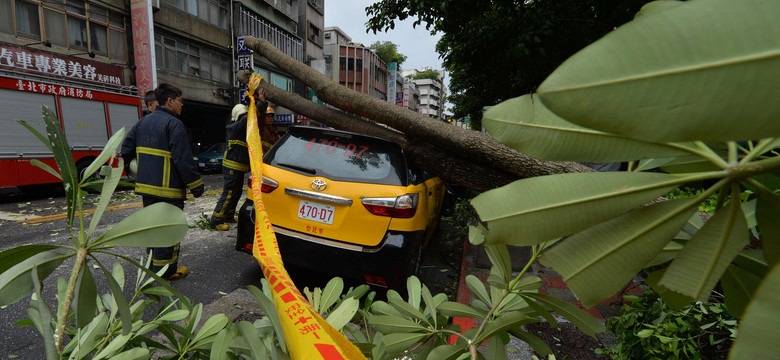 Tajfun Soulik przeszedł nad Tajwanem: co najmniej 1 ofiara śmiertelna