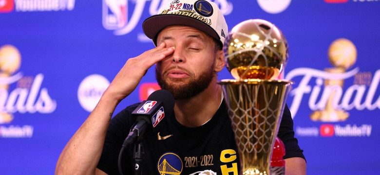 Stephen Curry został MVP finałów NBA. "Wykorzystaliśmy okazję, żeby wrócić na szczyt"